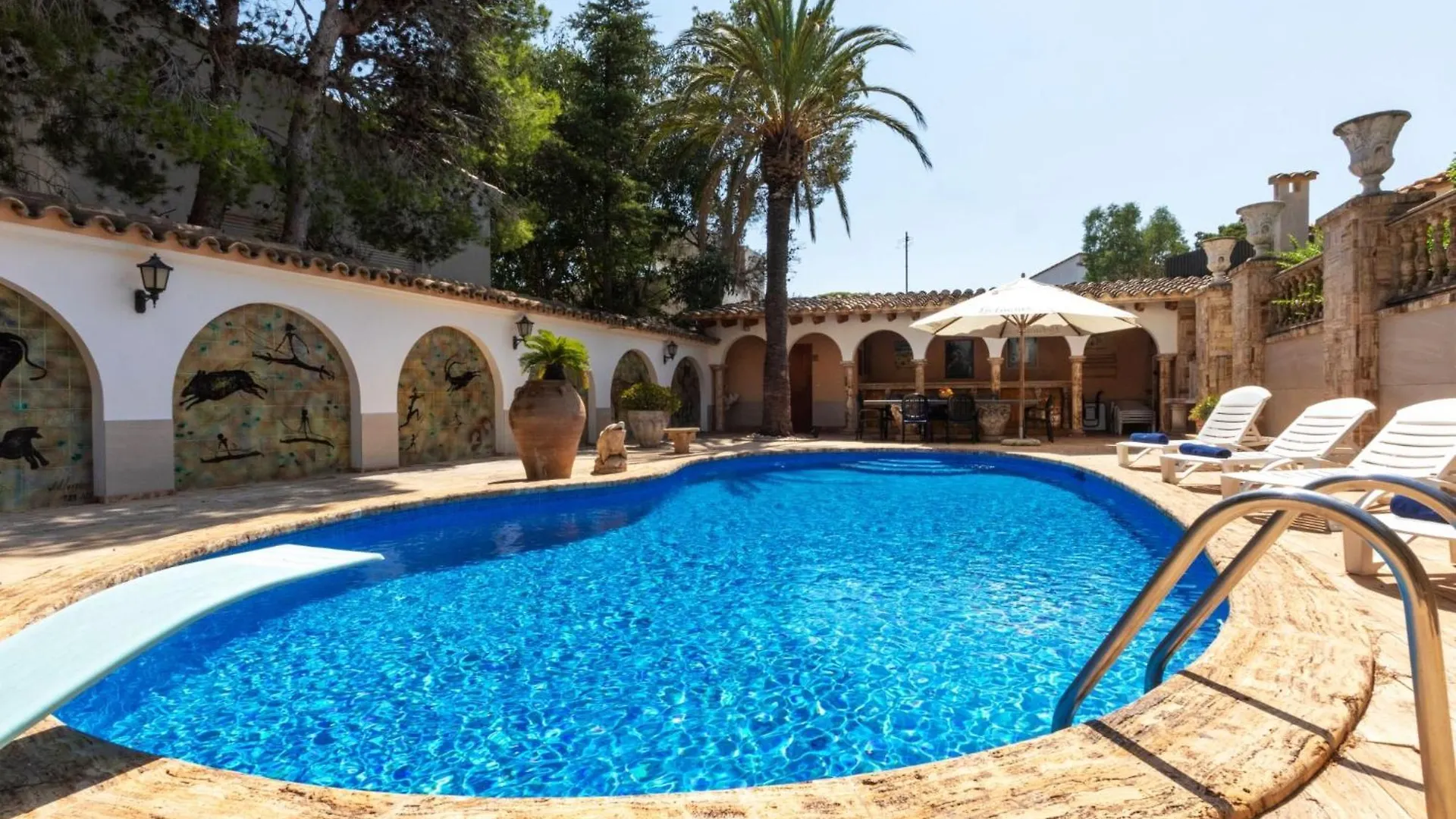 Villa Les Oliveres By Interhome Llanca